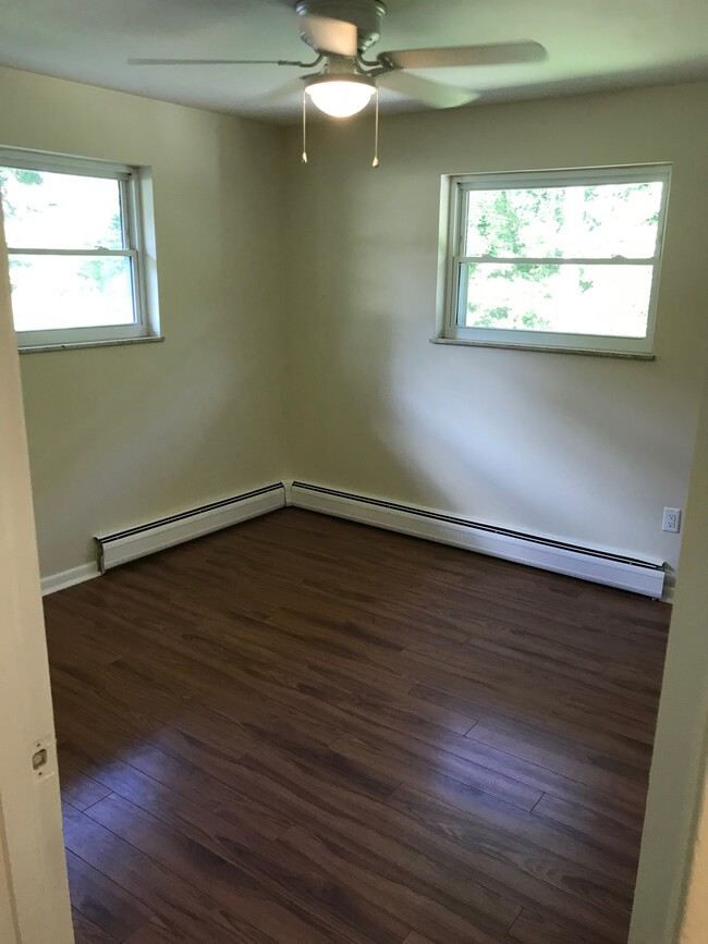 Bedroom 2 - 614 Perimeter Drive