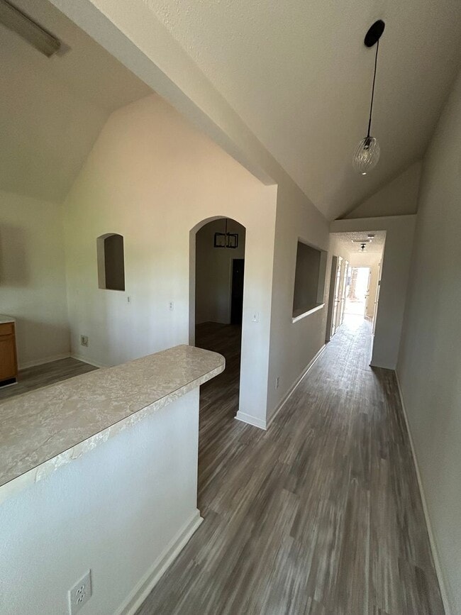 Building Photo - 545 Carlton Pointe Dr
