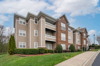 Building Photo - Campus Walk Condominiums