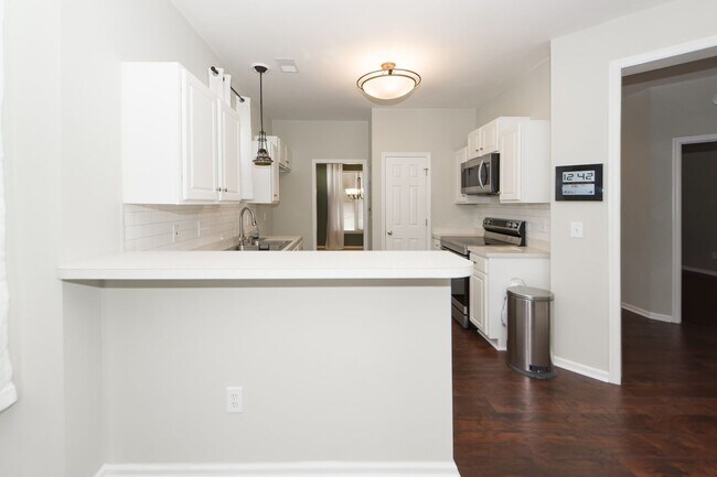 Building Photo - 3 Bedroom 3 Bath Single Family Home in Bridges of Summerville - Summerville