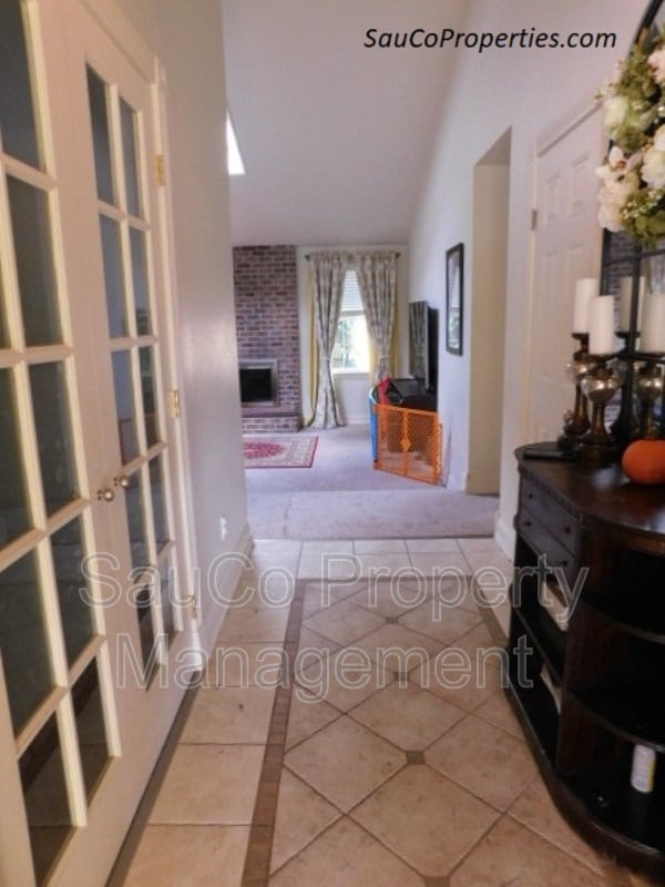 Building Photo - 19739 SW Sandra Ln