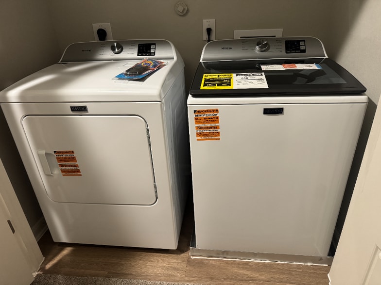 Building Photo - 7114 Magnolia Pass