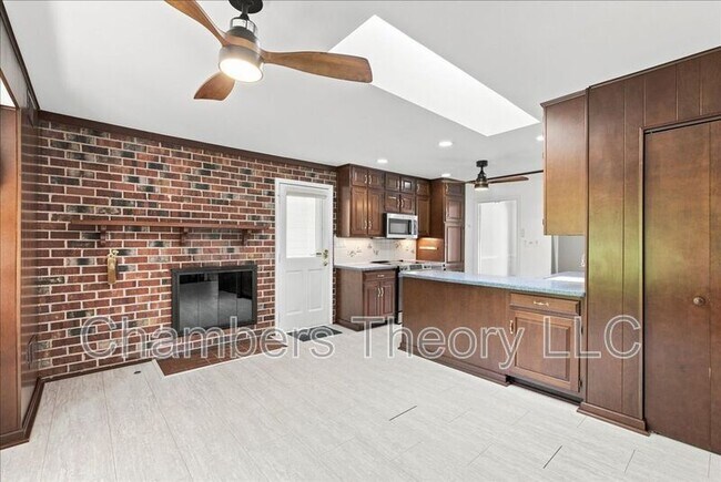 Building Photo - 4216 Worcester Dr