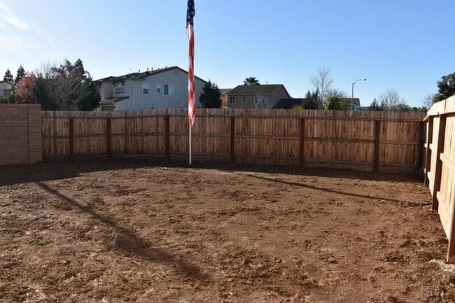 Building Photo - 1316 eagle crest court