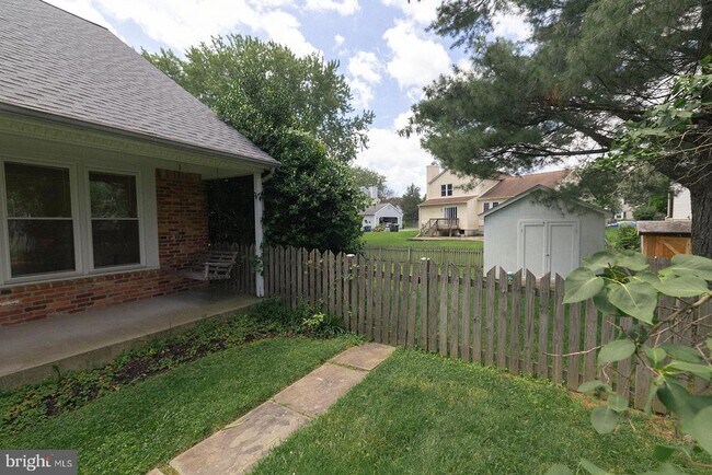 Building Photo - 15107 General Stevens Ct