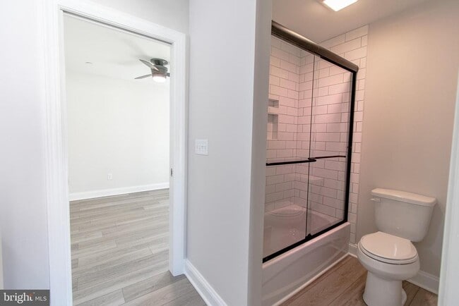 Building Photo - 14 Sandy Ln