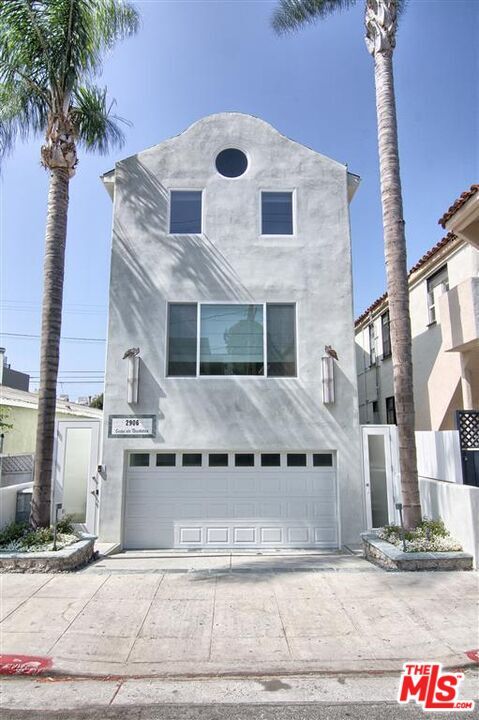 Building Photo - 2906 2nd St
