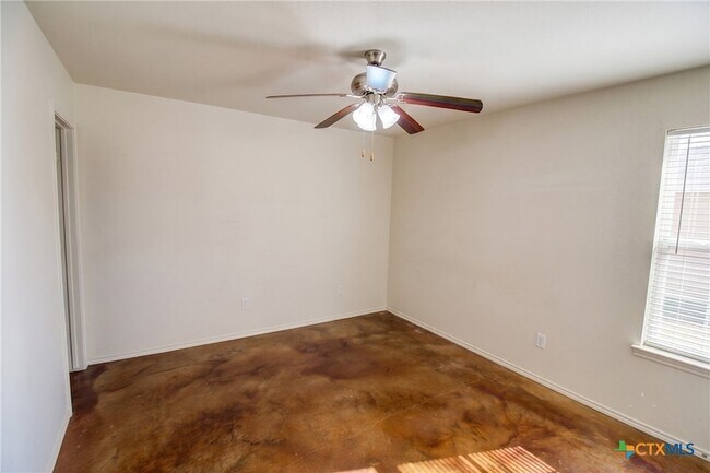 Building Photo - 2923 Starlight Dr