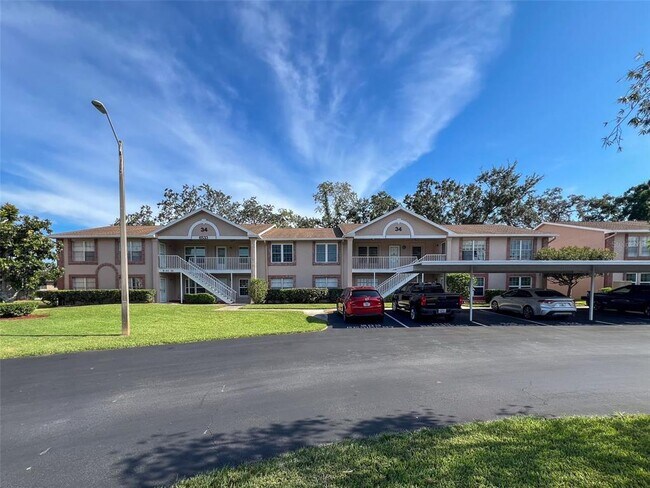 Building Photo - 6533 Spring Flower Dr