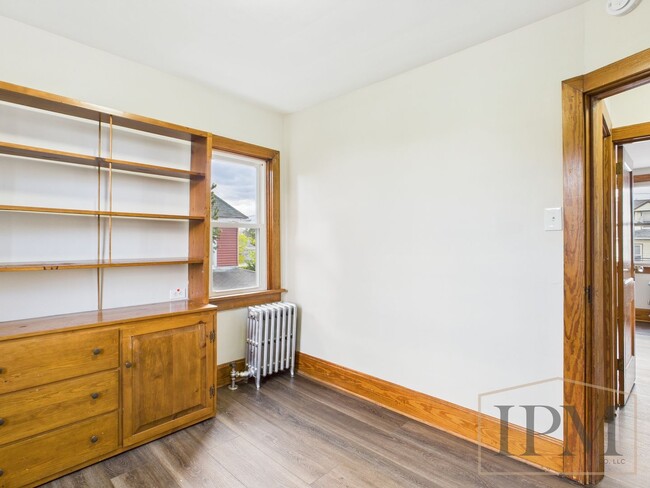 Building Photo - Charming Renovated Brick Home in East Penn...