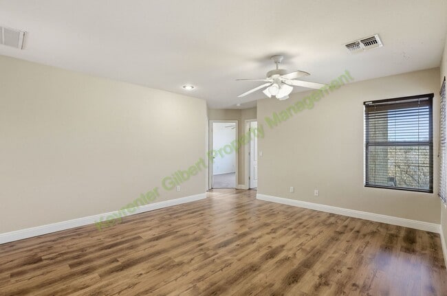 Building Photo - Charming 3-bed/2-bath Gilbert Home in Prime Location!