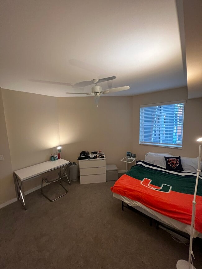 Building Photo - 6630 SW 57th Ave