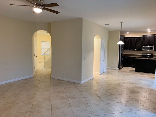 Building Photo - WYNDHAM LAKES ESTATES 4/2.5 HOME FOR RENT - LAKE VIEW!