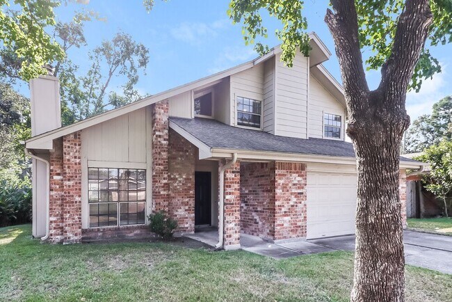 Building Photo - 18711 Droitwich Dr