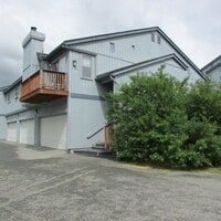 Building Photo - 2250 Sentry Dr