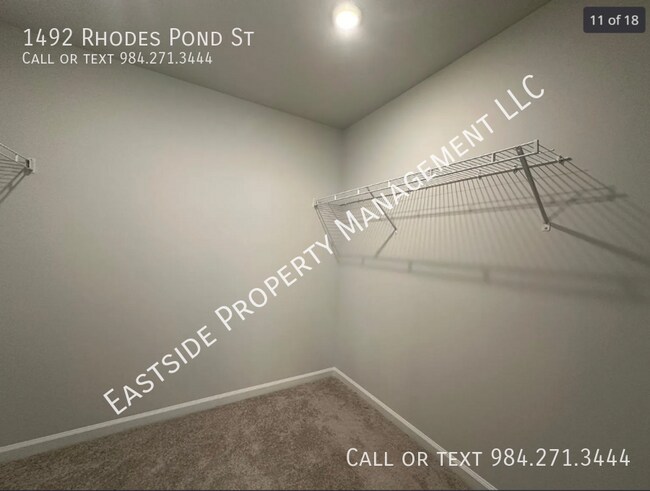 Building Photo - 1492 Rhodes Pond St