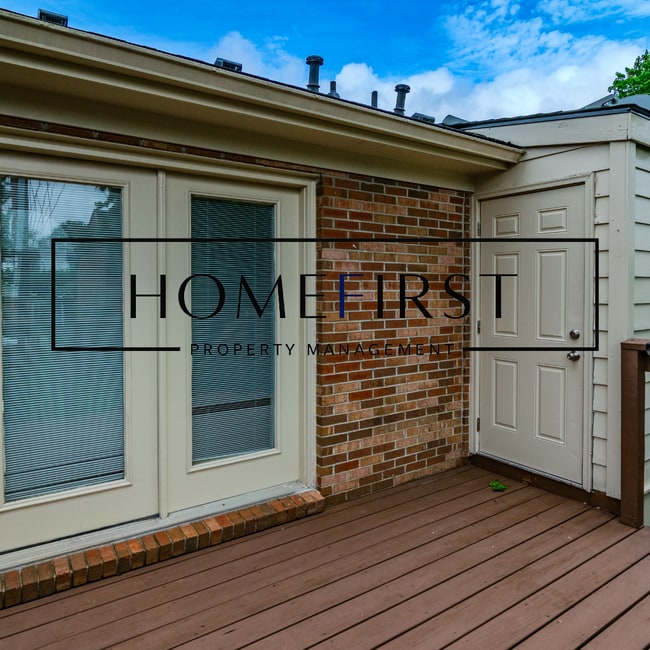 Building Photo - 1475 Vintage Cir