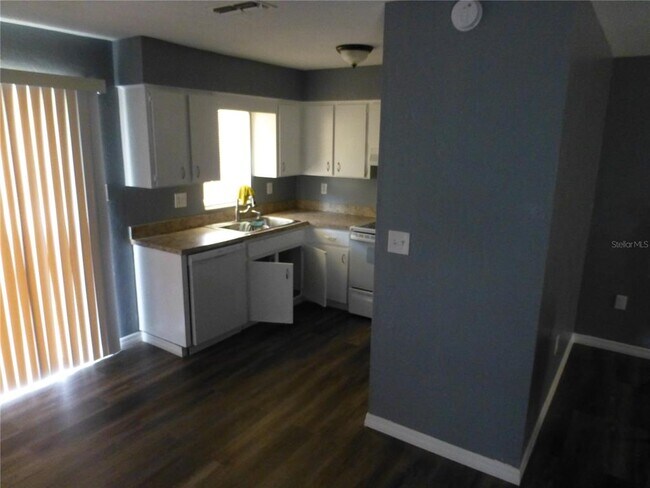 Building Photo - 197 Highland Rd