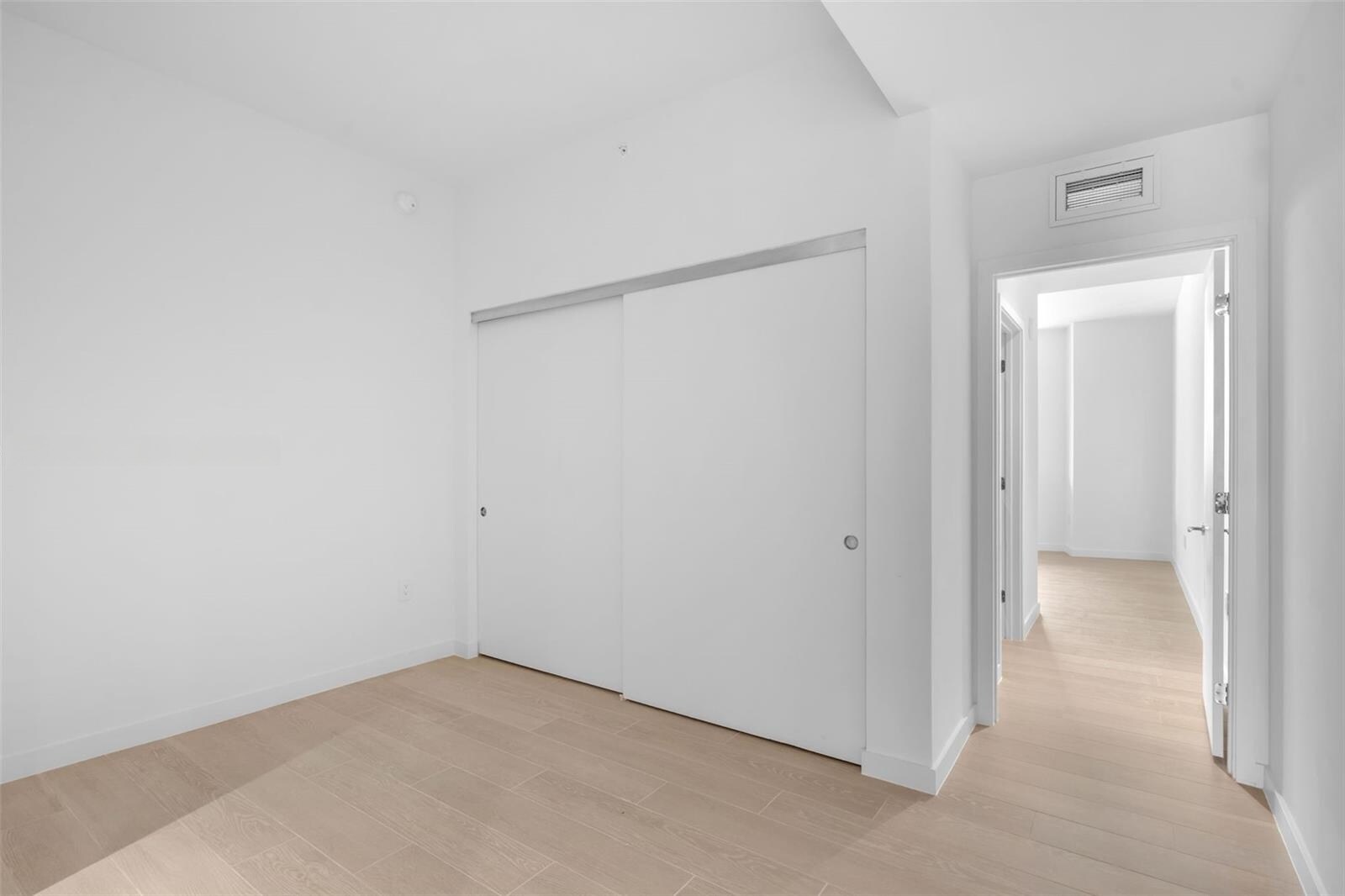 Building Photo - 1400 Biscayne Blvd