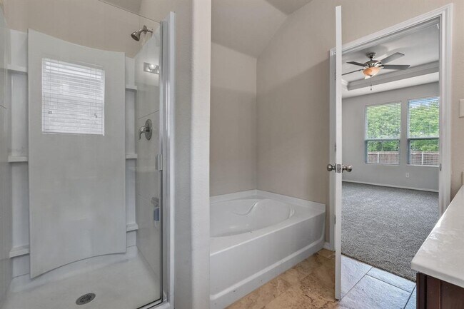 Building Photo - 1808 Abby Creek Dr