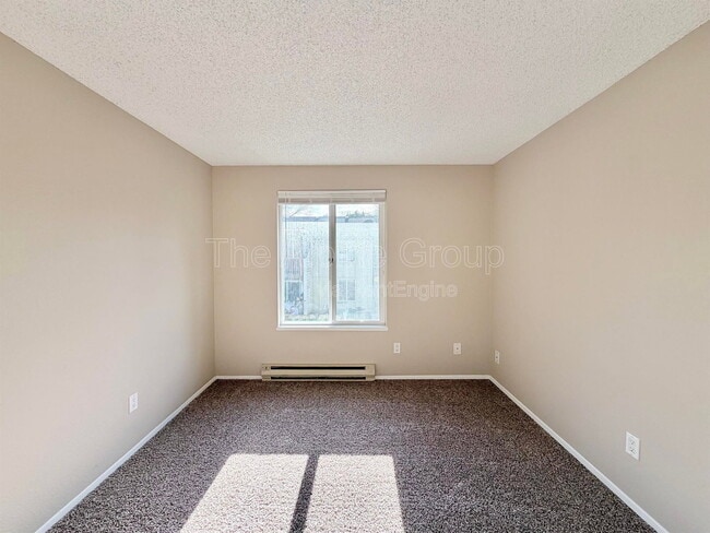 Building Photo - 12220 SW Longhorn Ln