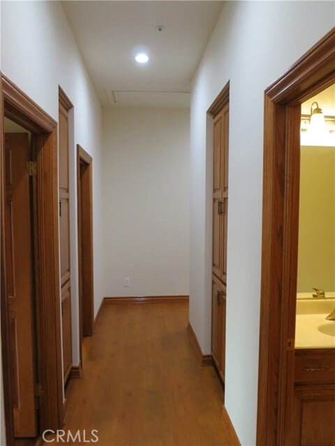 Building Photo - 713 Pamela Cir