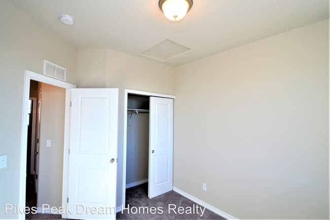 Building Photo - 5554 Stetson Hills Blvd