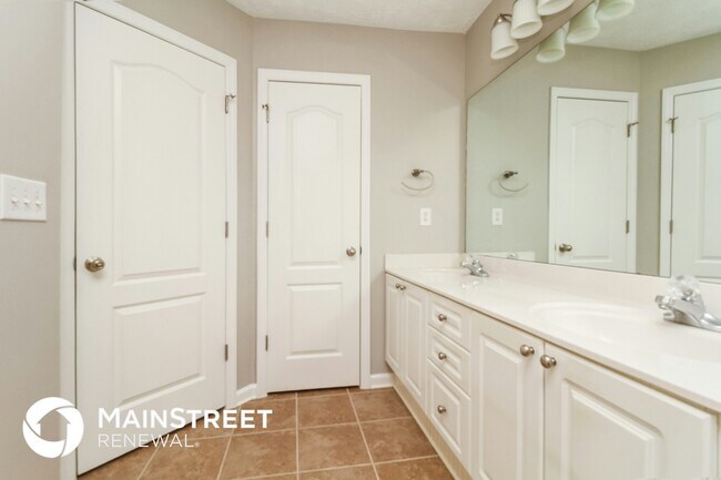 Building Photo - 1474 Bern Dr