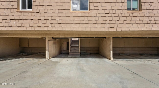 Building Photo - 4021 Yankee Dr