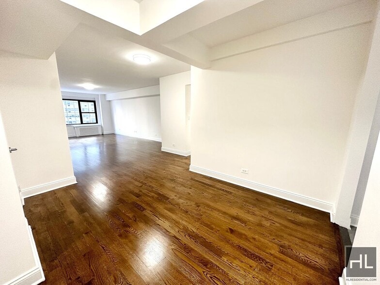 Building Photo - EAST 57 STREET