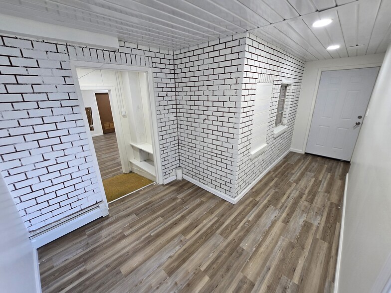 Building Photo - 1510 Farr St