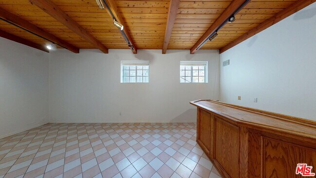 Building Photo - 4339 Alhama Dr