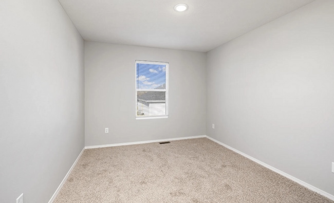 Building Photo - 4 Bedroom Rental in Monett!