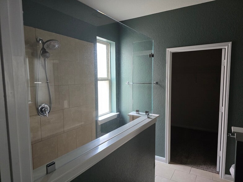 Building Photo - 5639 Cielo Ranch