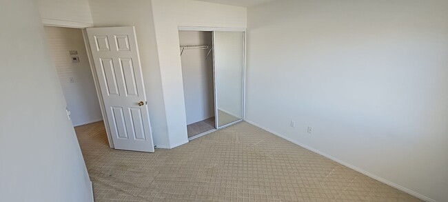 Building Photo - 1726 Amberidge Way