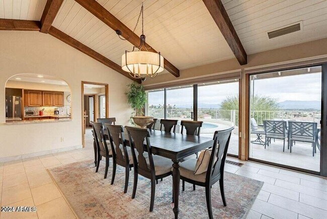 Building Photo - 16120 Cholla Dr