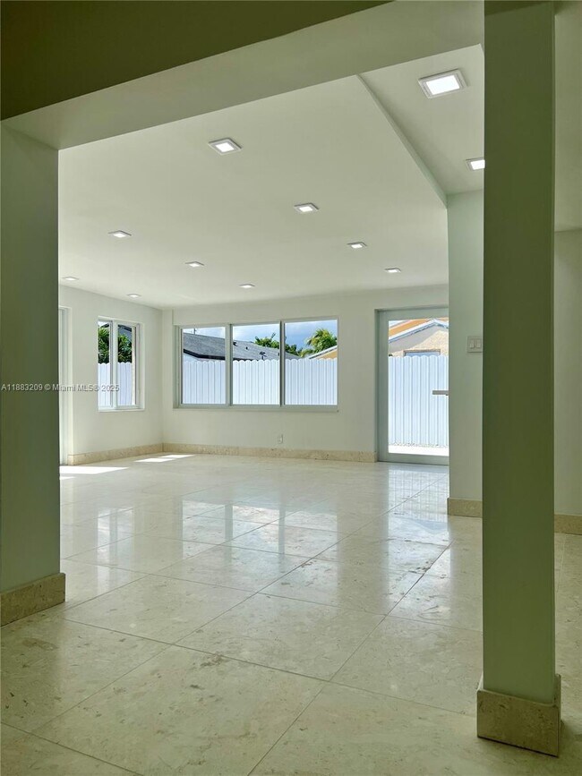 Building Photo - 20848 SW 118th Ave