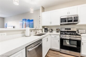 Building Photo - 7189 S Durango Dr