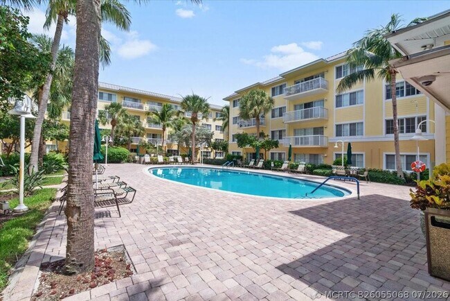 Building Photo - 1515 E Broward Blvd