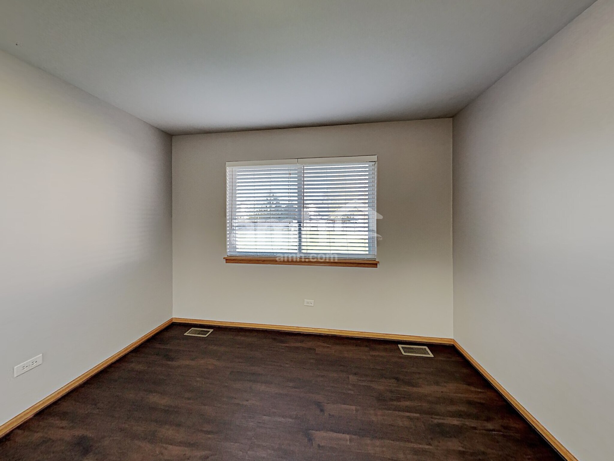Building Photo - 2438 Foxtail Ct