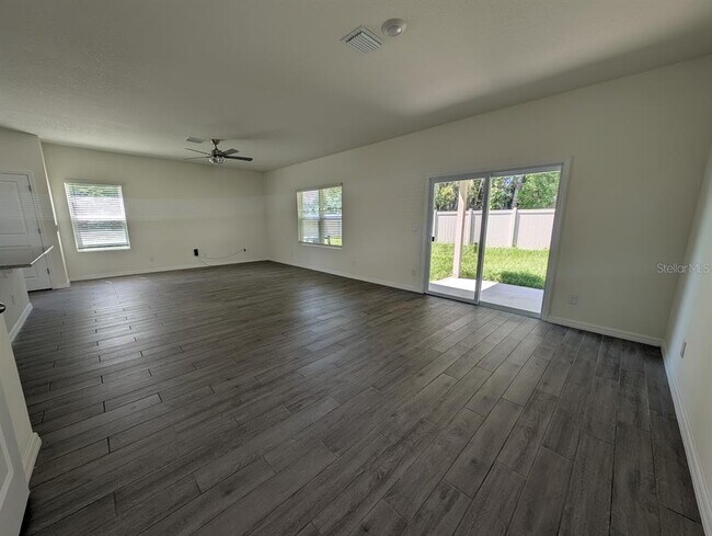 Building Photo - 5179 SW 49th Ln