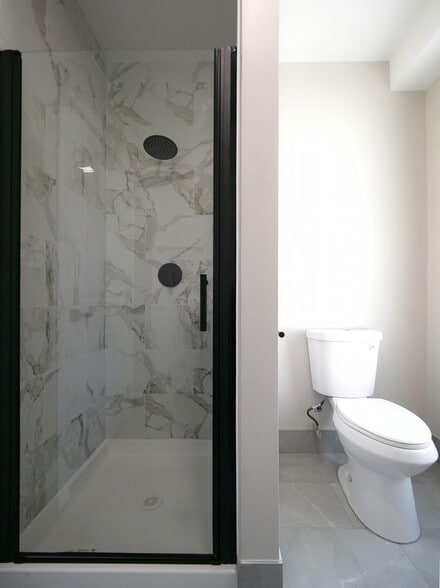 Building Photo - 149 N Waller Ave