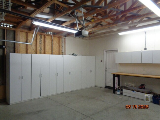 Building Photo - 42944 Edson Ave