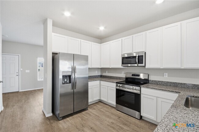 Building Photo - 292 Legacy Cir