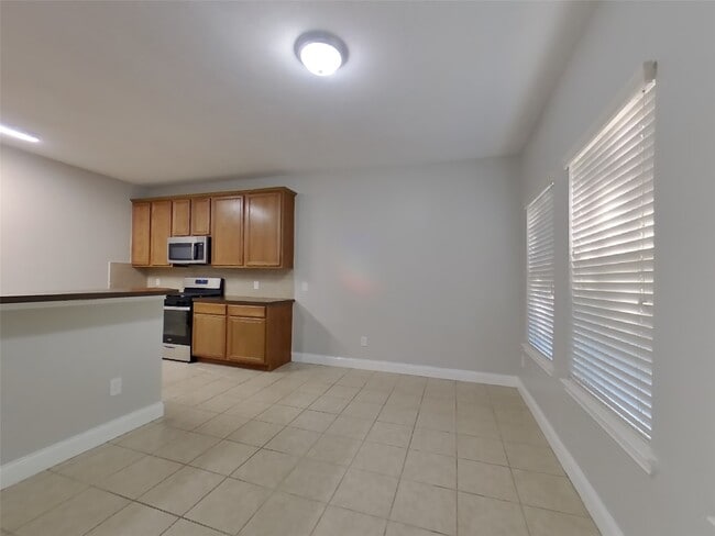 Building Photo - 12043 Belle Ct