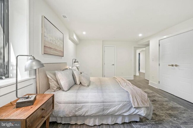 Building Photo - 5805 Massachusetts Ave