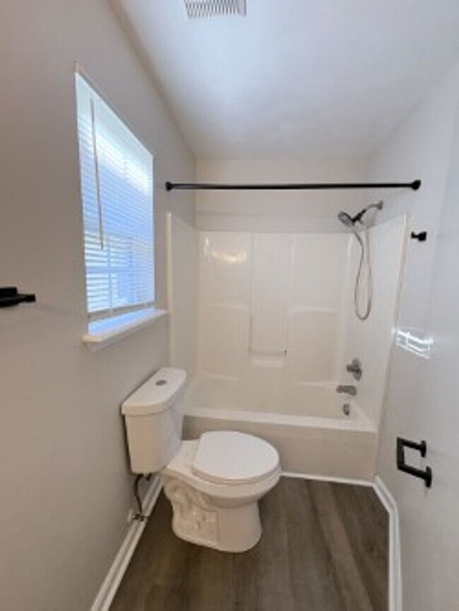 Building Photo - Washington Bourgh