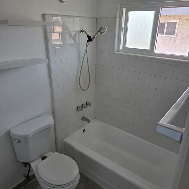 Interior Photo - Felton Apts.