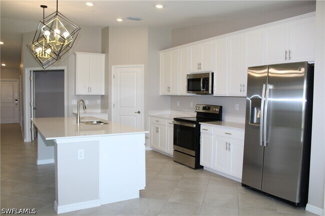 Building Photo - 5466 Double Eagle Cir