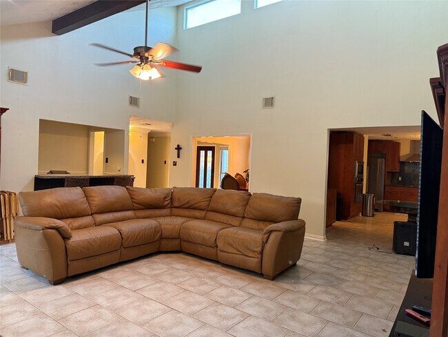 Building Photo - 2902 Arrowhead Dr